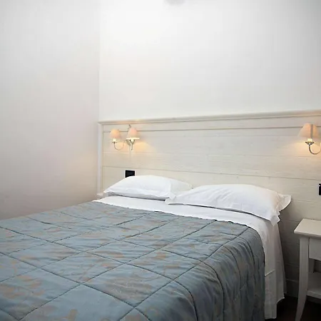 Hotel La Camogliese 3*